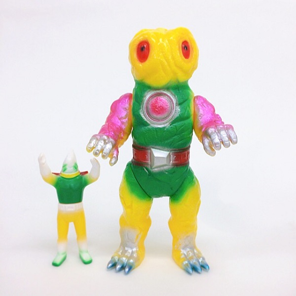 会期再延長】早川モトヒロ「SPACE SUNGLASSES」刊行記念フェア - NADiff